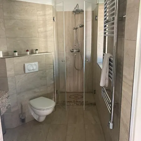 住宿加早餐酒店 Kira Panzio